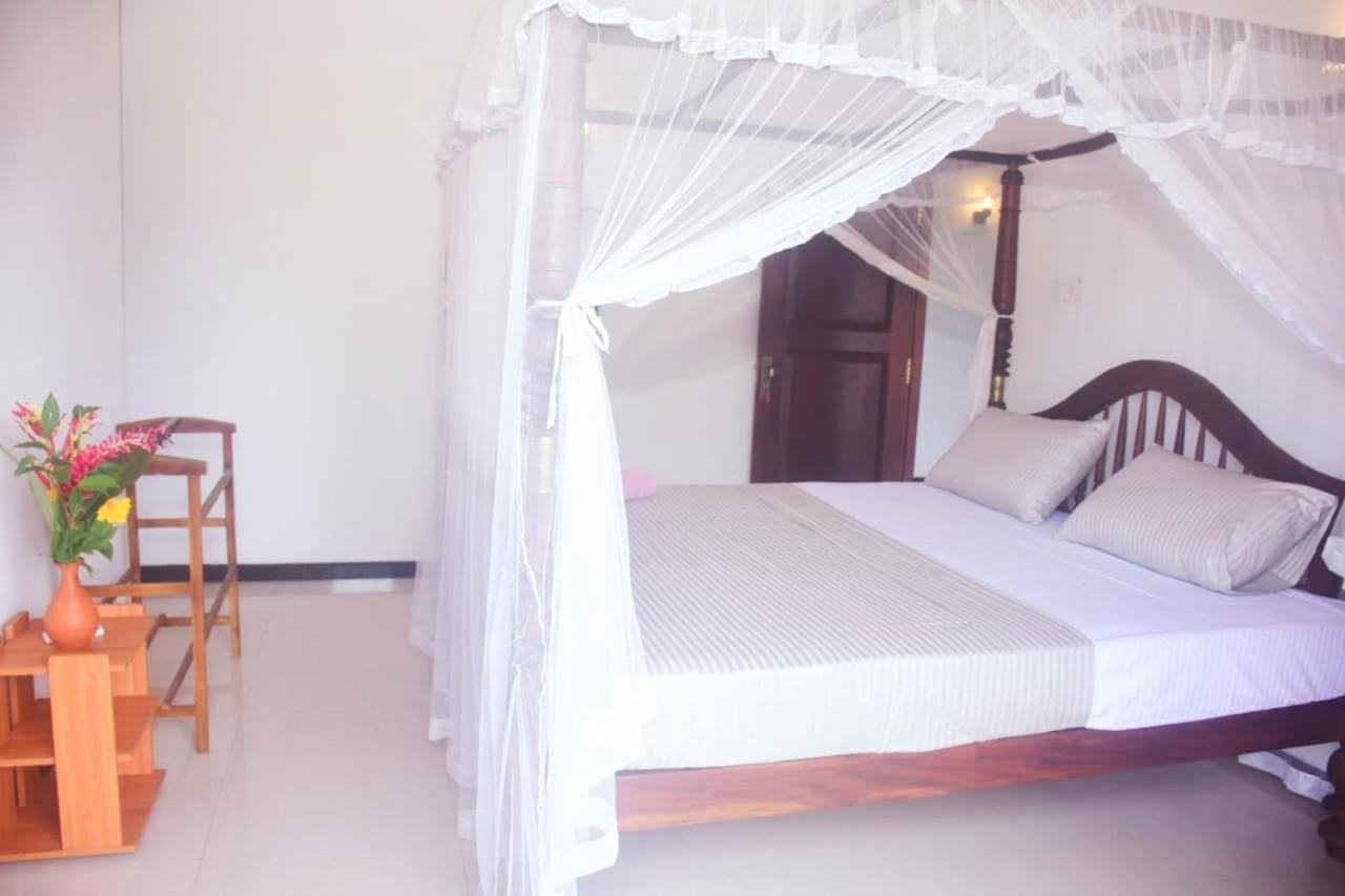 Winsi Villa Unawatuna Exterior foto